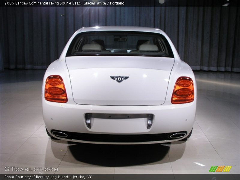 Glacier White / Portland 2006 Bentley Continental Flying Spur 4 Seat