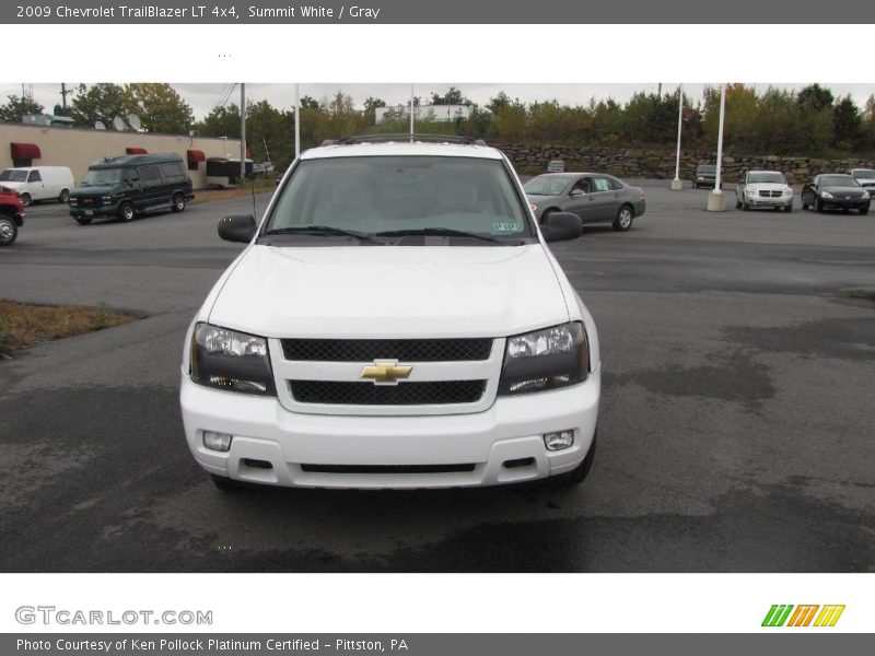 Summit White / Gray 2009 Chevrolet TrailBlazer LT 4x4