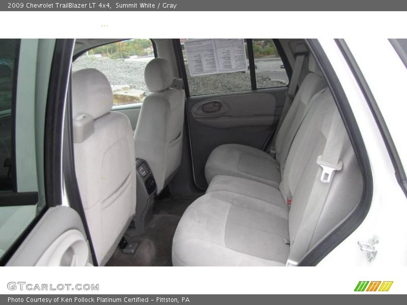 Summit White / Gray 2009 Chevrolet TrailBlazer LT 4x4