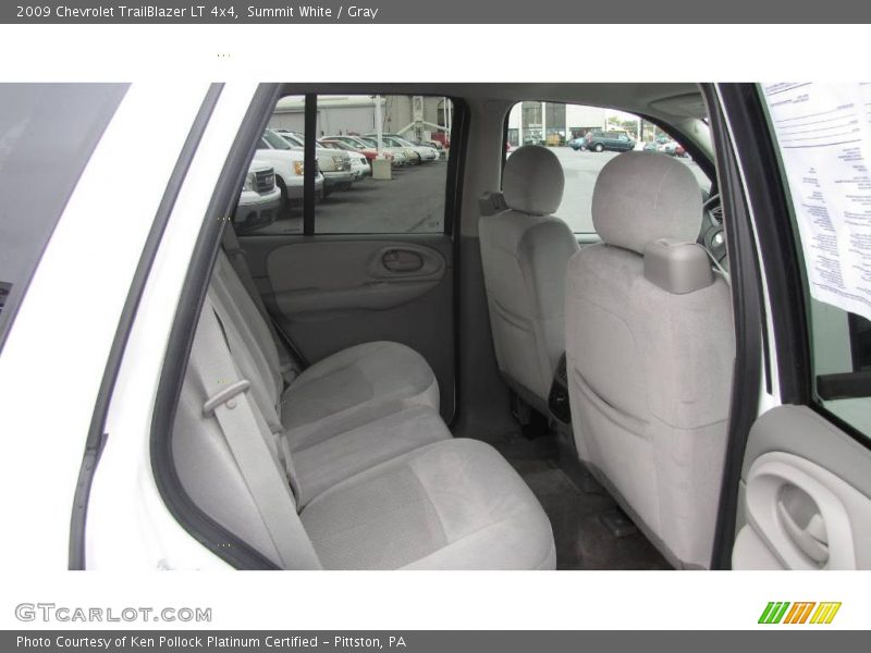 Summit White / Gray 2009 Chevrolet TrailBlazer LT 4x4