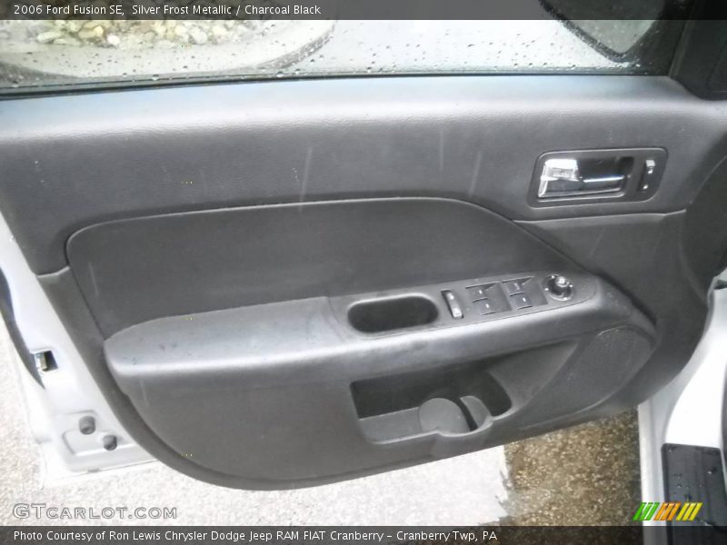 Silver Frost Metallic / Charcoal Black 2006 Ford Fusion SE