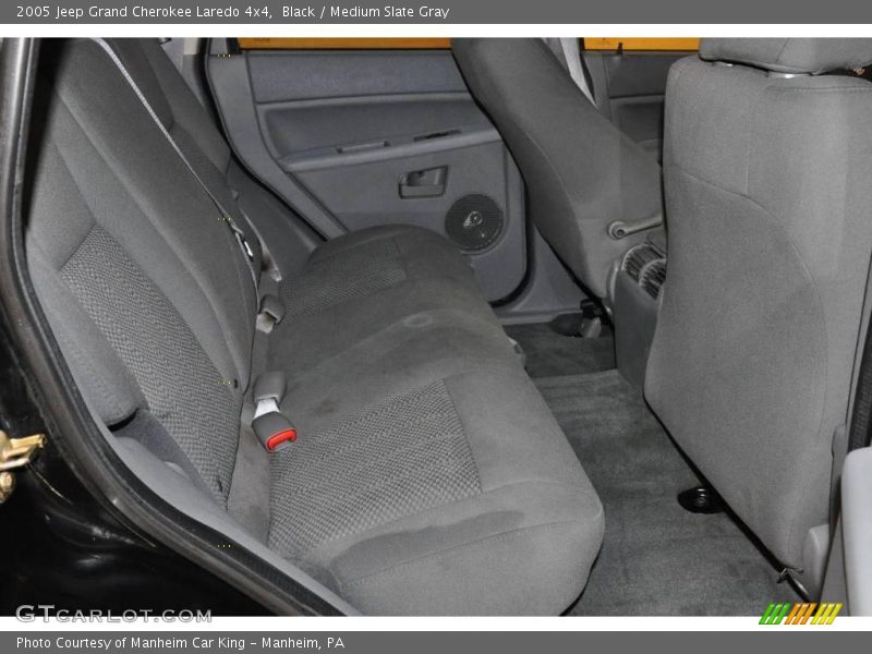 Black / Medium Slate Gray 2005 Jeep Grand Cherokee Laredo 4x4