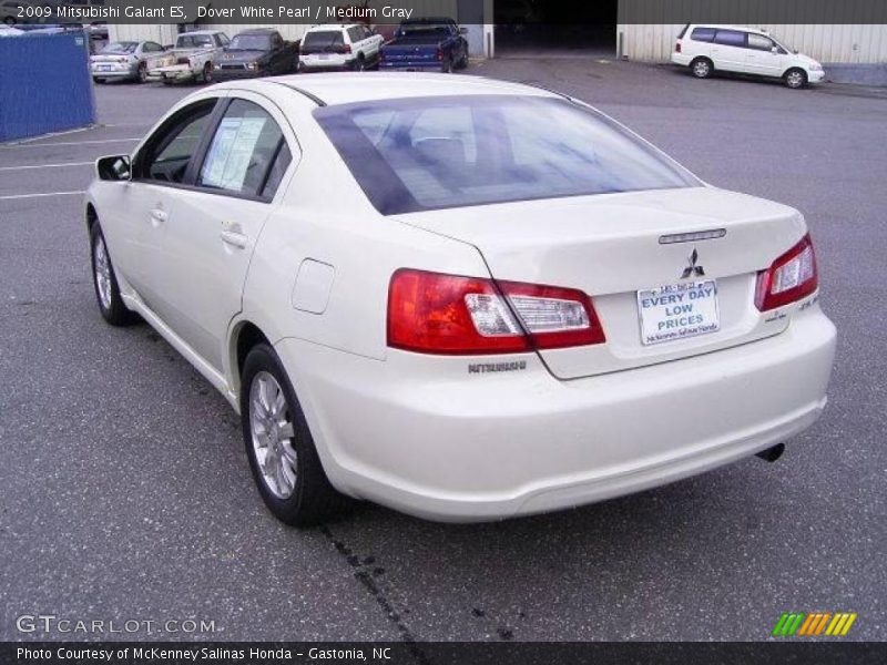 Dover White Pearl / Medium Gray 2009 Mitsubishi Galant ES