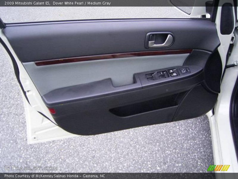 Dover White Pearl / Medium Gray 2009 Mitsubishi Galant ES