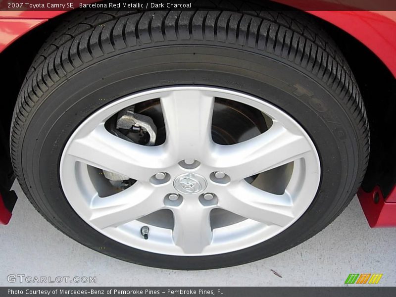 Barcelona Red Metallic / Dark Charcoal 2007 Toyota Camry SE