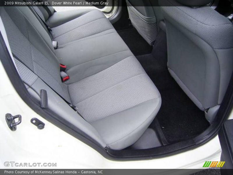 Dover White Pearl / Medium Gray 2009 Mitsubishi Galant ES