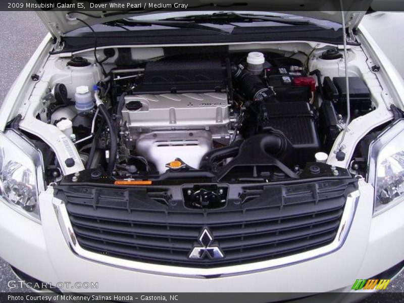 Dover White Pearl / Medium Gray 2009 Mitsubishi Galant ES