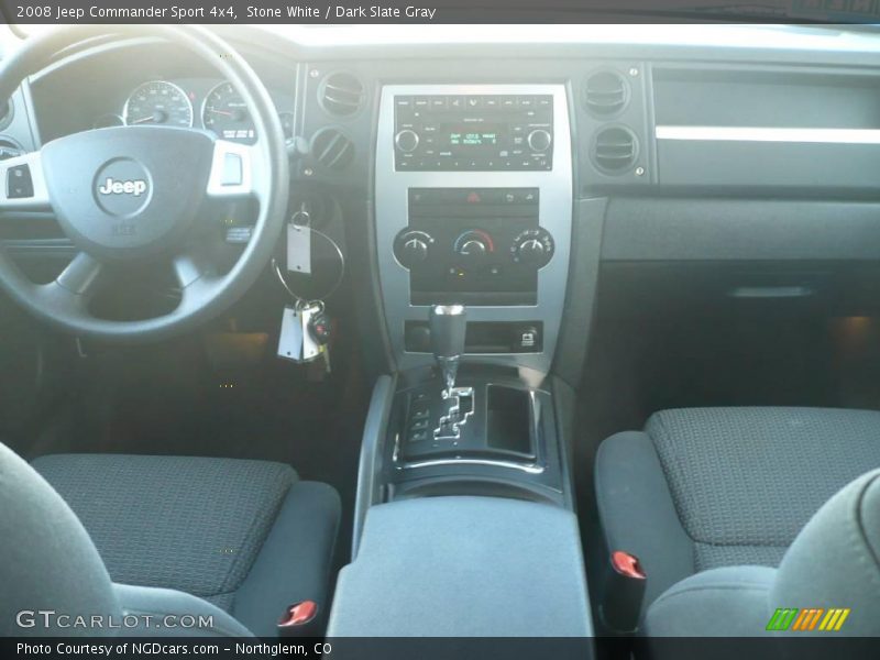 Stone White / Dark Slate Gray 2008 Jeep Commander Sport 4x4