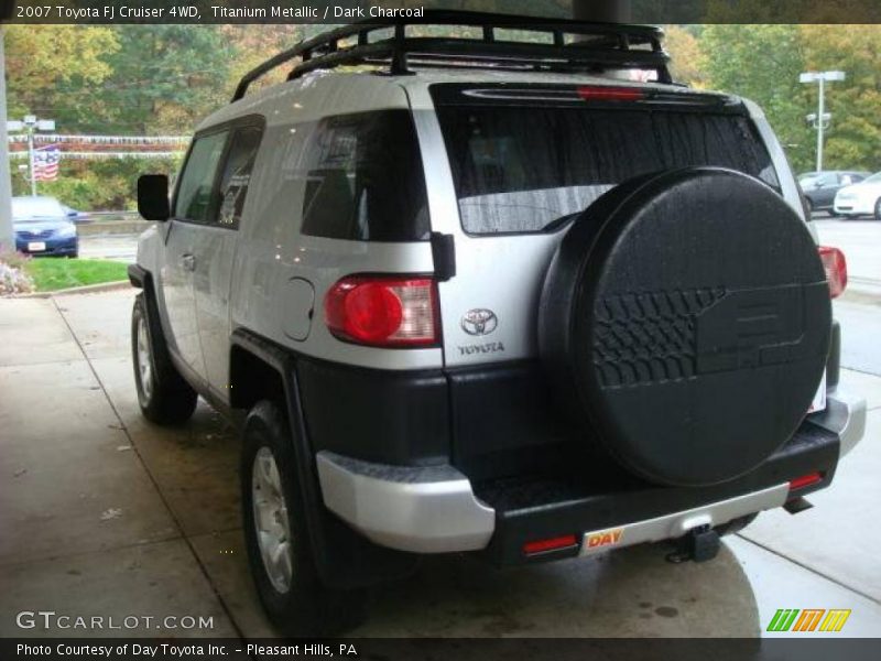 Titanium Metallic / Dark Charcoal 2007 Toyota FJ Cruiser 4WD