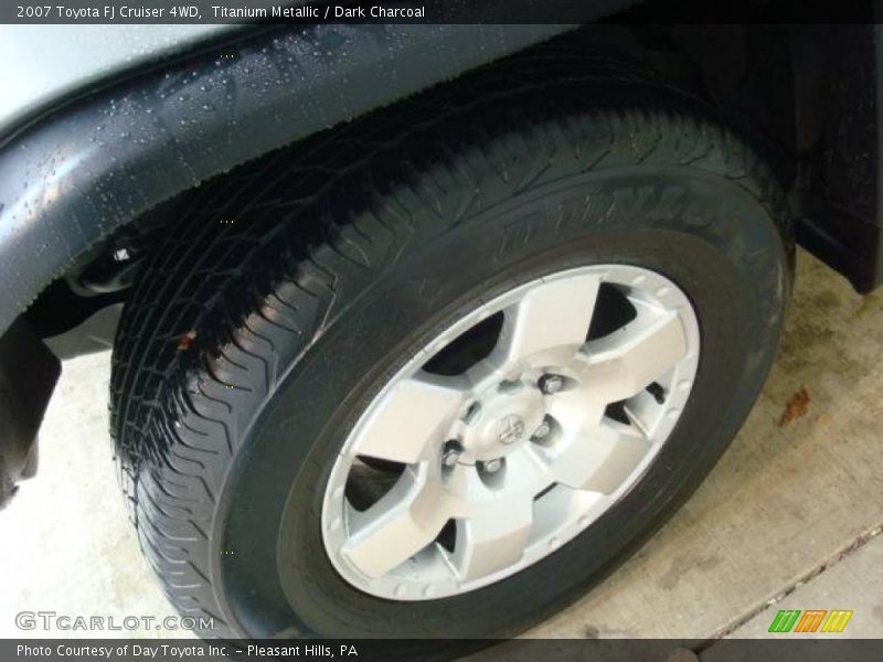Titanium Metallic / Dark Charcoal 2007 Toyota FJ Cruiser 4WD