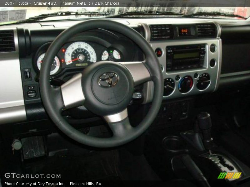 Titanium Metallic / Dark Charcoal 2007 Toyota FJ Cruiser 4WD