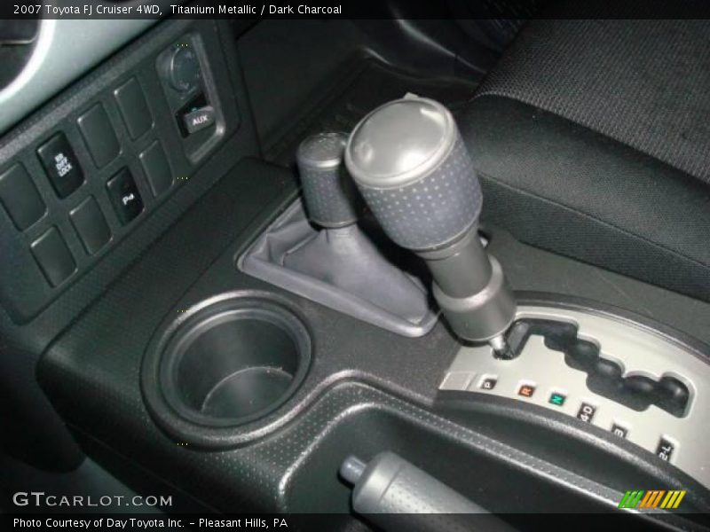 Titanium Metallic / Dark Charcoal 2007 Toyota FJ Cruiser 4WD