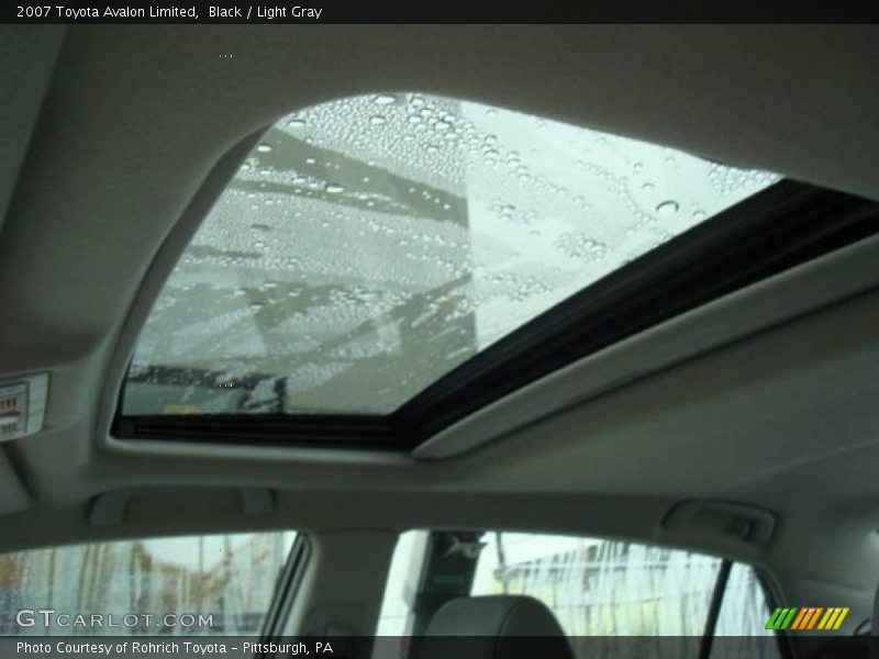 Black / Light Gray 2007 Toyota Avalon Limited