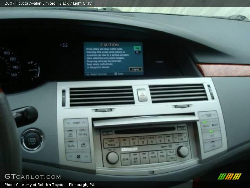 Black / Light Gray 2007 Toyota Avalon Limited