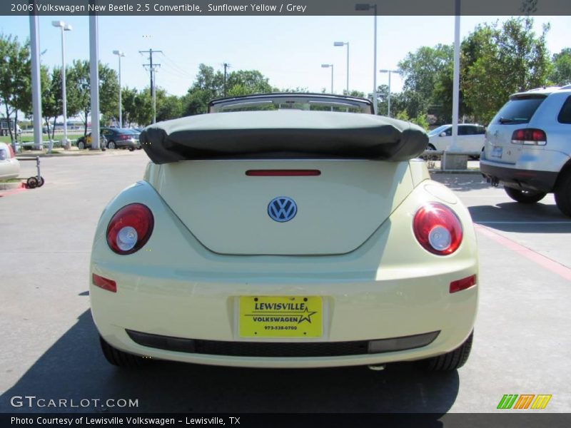 Sunflower Yellow / Grey 2006 Volkswagen New Beetle 2.5 Convertible