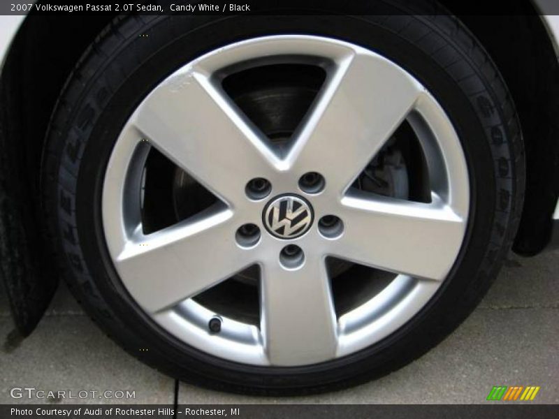 Candy White / Black 2007 Volkswagen Passat 2.0T Sedan