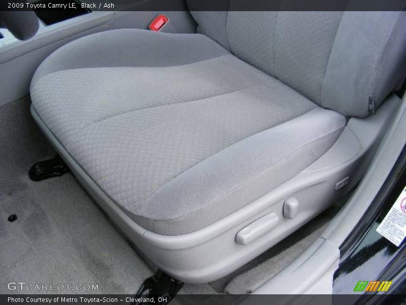 Black / Ash 2009 Toyota Camry LE