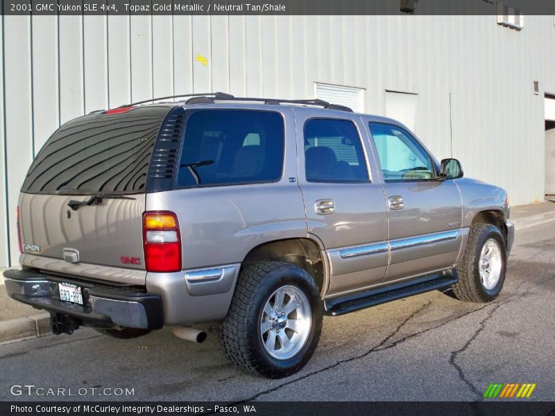 Topaz Gold Metallic / Neutral Tan/Shale 2001 GMC Yukon SLE 4x4