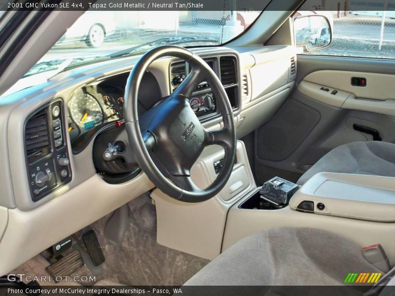 Topaz Gold Metallic / Neutral Tan/Shale 2001 GMC Yukon SLE 4x4