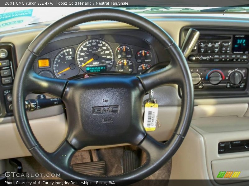 Topaz Gold Metallic / Neutral Tan/Shale 2001 GMC Yukon SLE 4x4