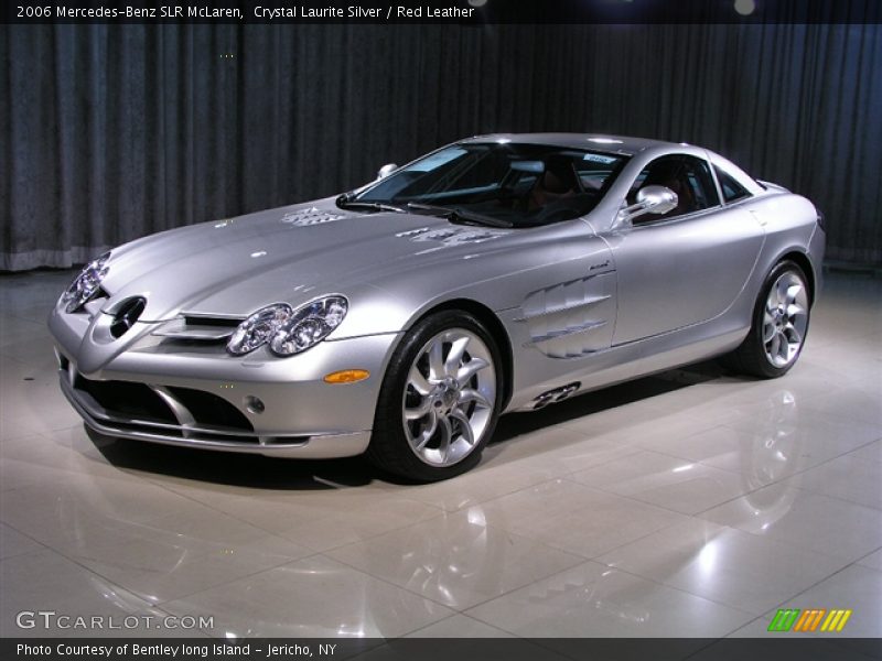 Front 3/4 View of 2006 SLR McLaren