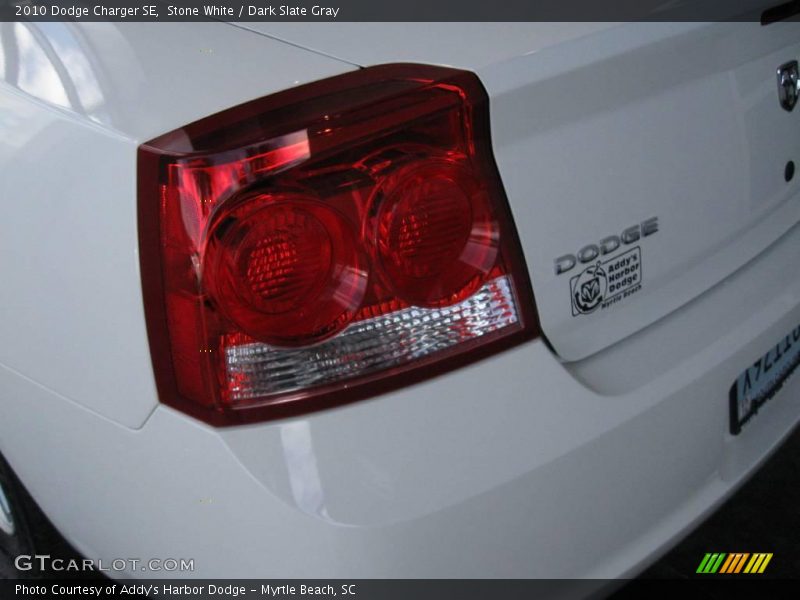 Stone White / Dark Slate Gray 2010 Dodge Charger SE