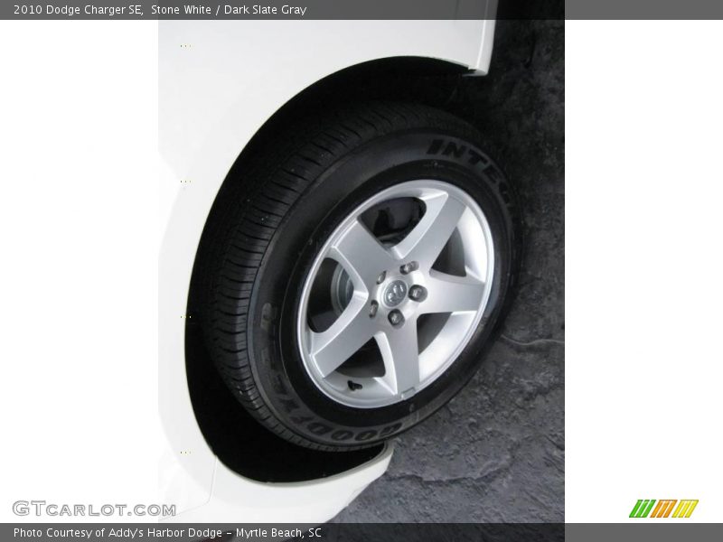 Stone White / Dark Slate Gray 2010 Dodge Charger SE
