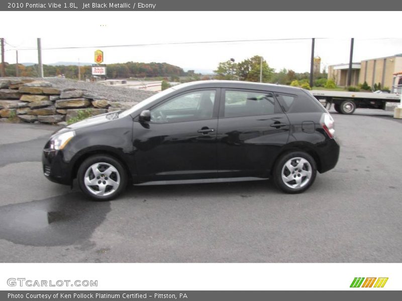 Jet Black Metallic / Ebony 2010 Pontiac Vibe 1.8L