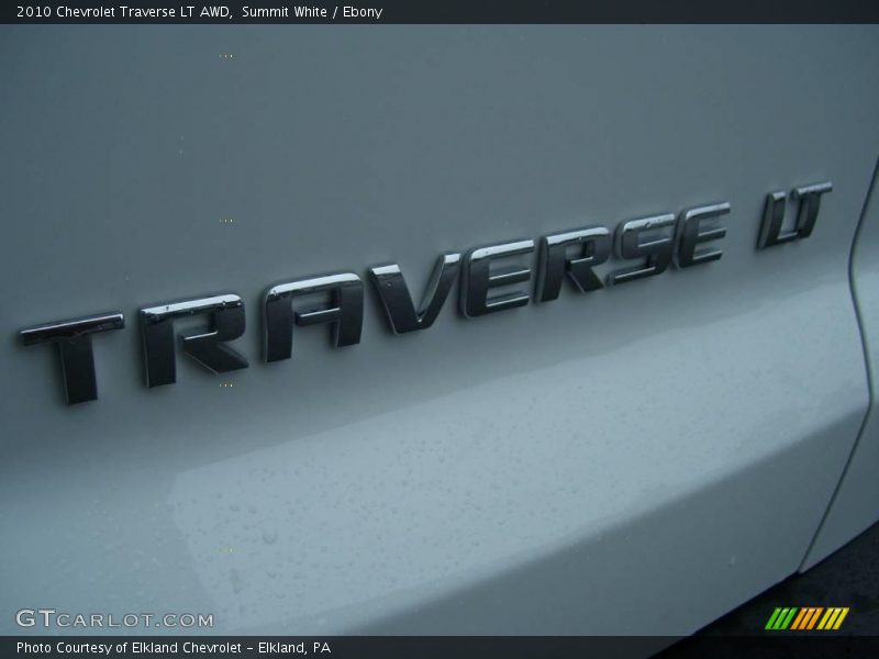 Summit White / Ebony 2010 Chevrolet Traverse LT AWD