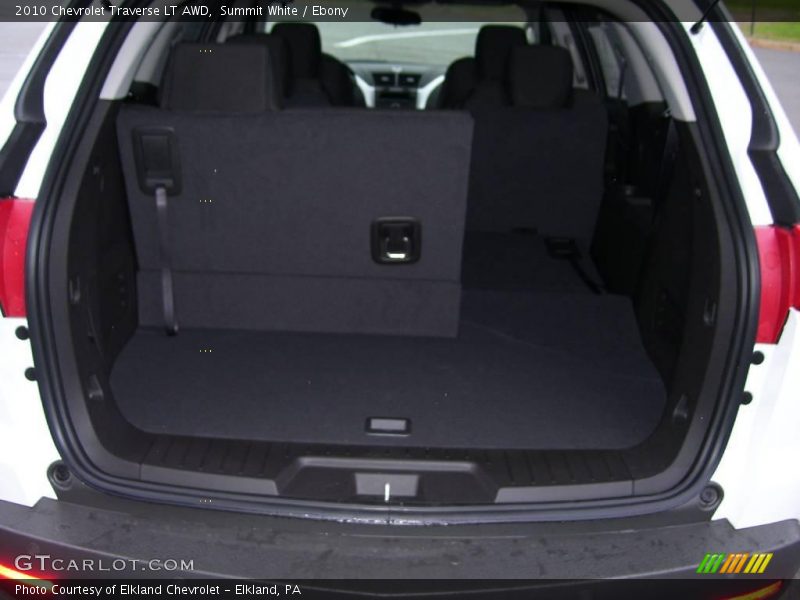 Summit White / Ebony 2010 Chevrolet Traverse LT AWD