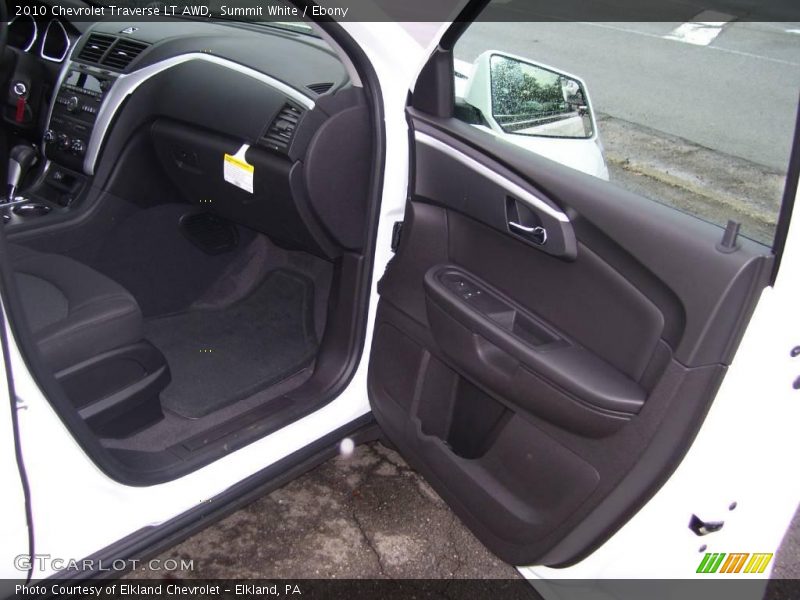 Summit White / Ebony 2010 Chevrolet Traverse LT AWD