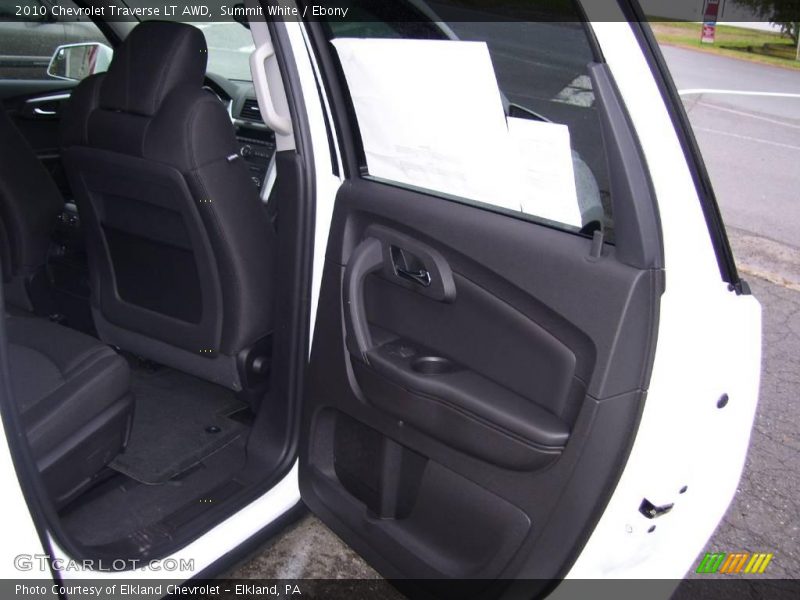 Summit White / Ebony 2010 Chevrolet Traverse LT AWD