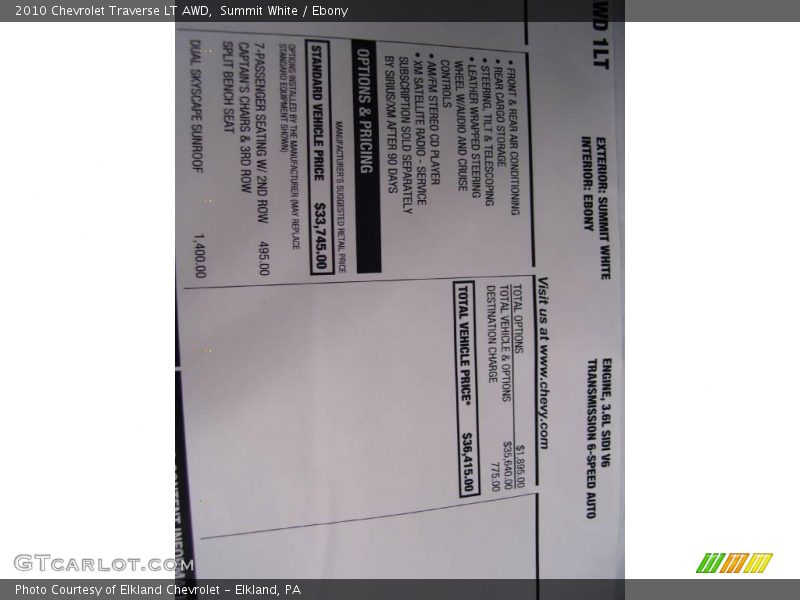 Summit White / Ebony 2010 Chevrolet Traverse LT AWD