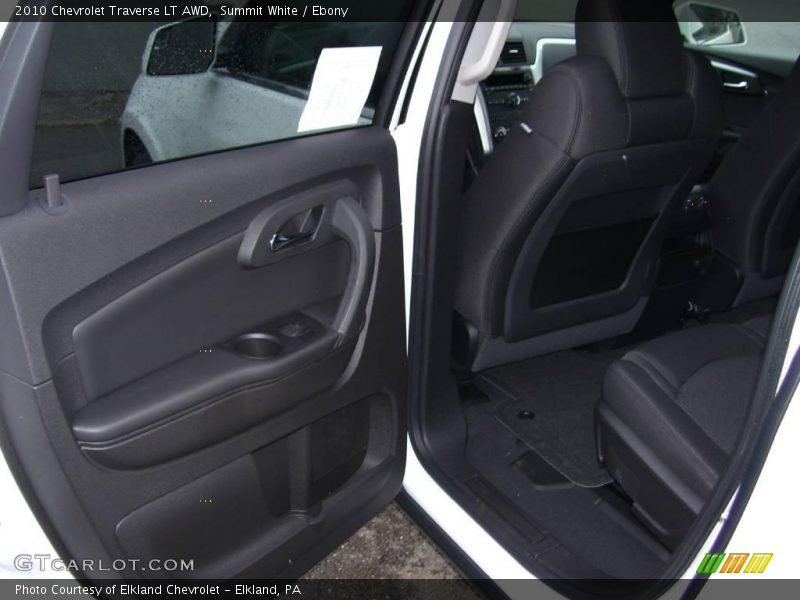 Summit White / Ebony 2010 Chevrolet Traverse LT AWD