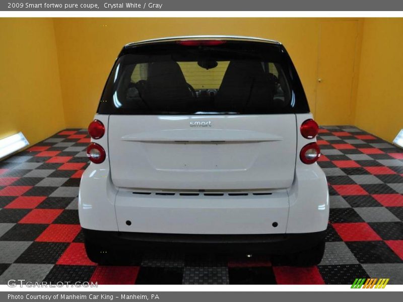 Crystal White / Gray 2009 Smart fortwo pure coupe
