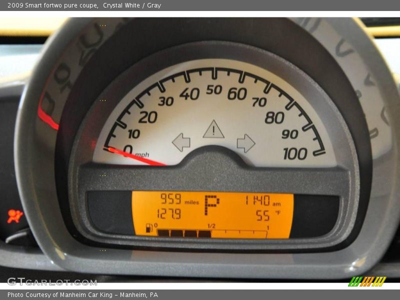 Crystal White / Gray 2009 Smart fortwo pure coupe