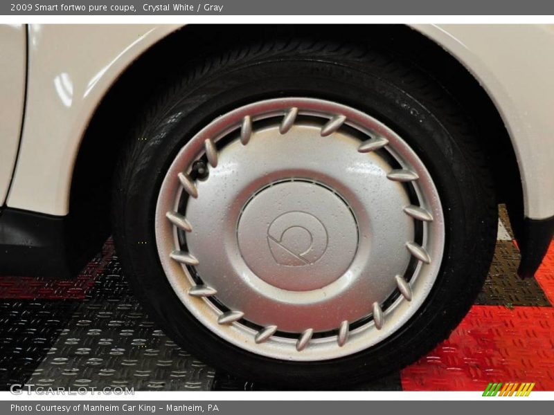Crystal White / Gray 2009 Smart fortwo pure coupe