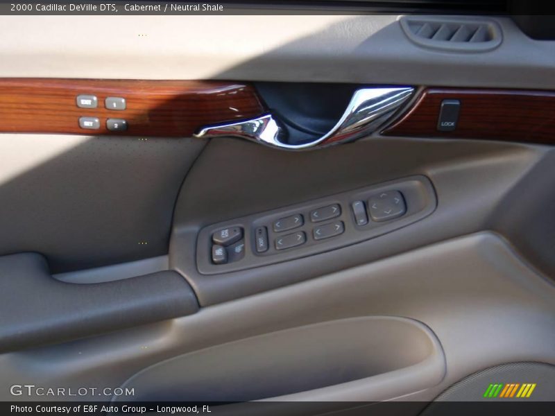Cabernet / Neutral Shale 2000 Cadillac DeVille DTS