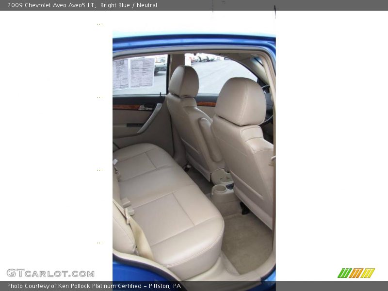 Bright Blue / Neutral 2009 Chevrolet Aveo Aveo5 LT