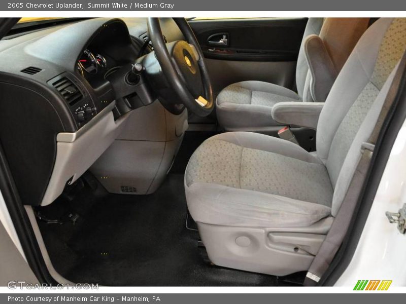 Summit White / Medium Gray 2005 Chevrolet Uplander