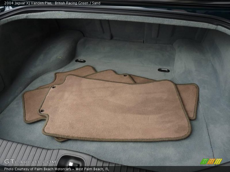 British Racing Green / Sand 2004 Jaguar XJ Vanden Plas