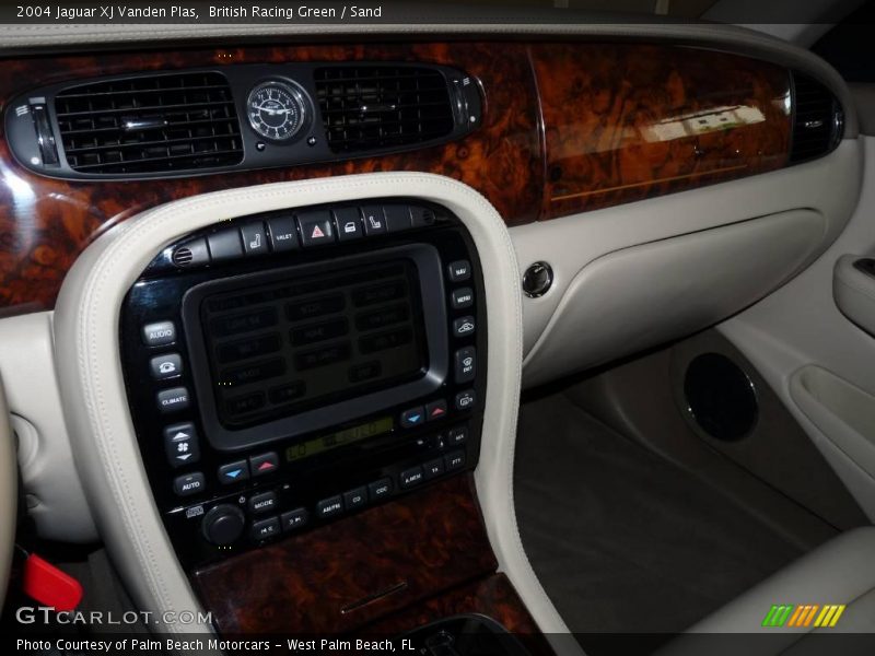 British Racing Green / Sand 2004 Jaguar XJ Vanden Plas