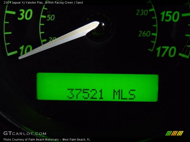 British Racing Green / Sand 2004 Jaguar XJ Vanden Plas