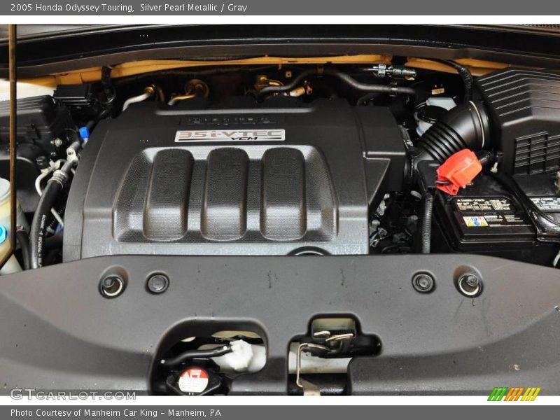 Silver Pearl Metallic / Gray 2005 Honda Odyssey Touring