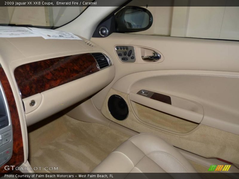 Emerald Fire / Caramel 2009 Jaguar XK XK8 Coupe