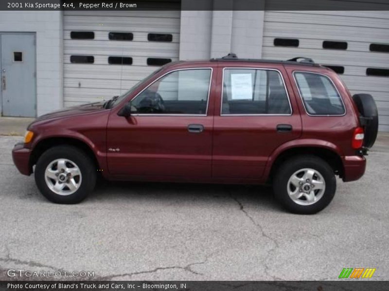 Pepper Red / Brown 2001 Kia Sportage 4x4