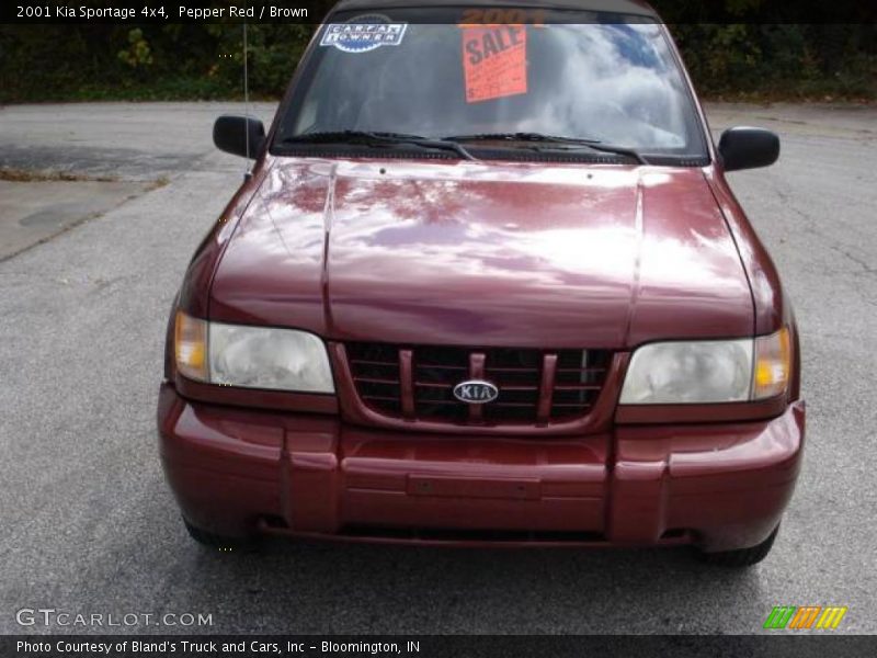 Pepper Red / Brown 2001 Kia Sportage 4x4