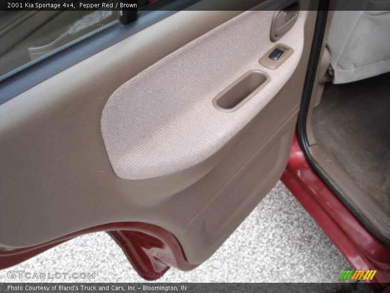 Pepper Red / Brown 2001 Kia Sportage 4x4