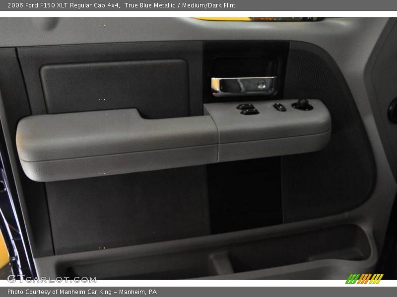 True Blue Metallic / Medium/Dark Flint 2006 Ford F150 XLT Regular Cab 4x4