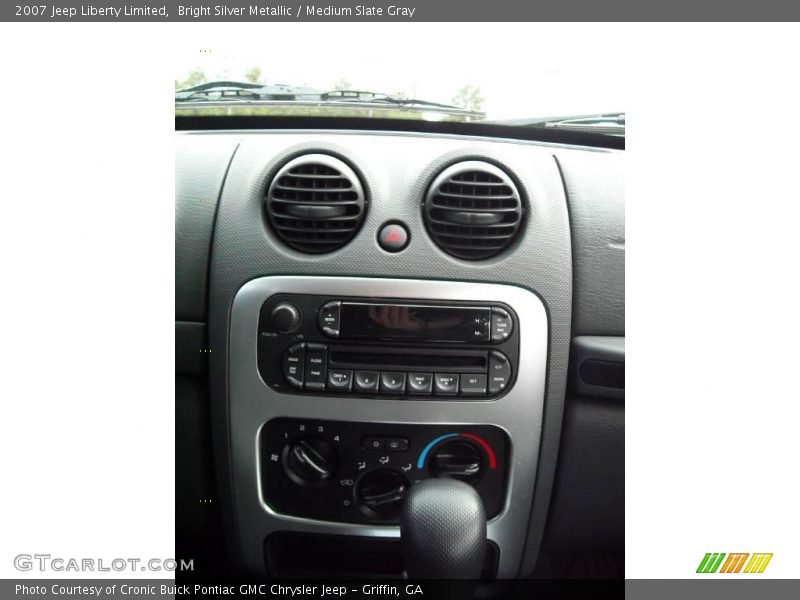 Bright Silver Metallic / Medium Slate Gray 2007 Jeep Liberty Limited